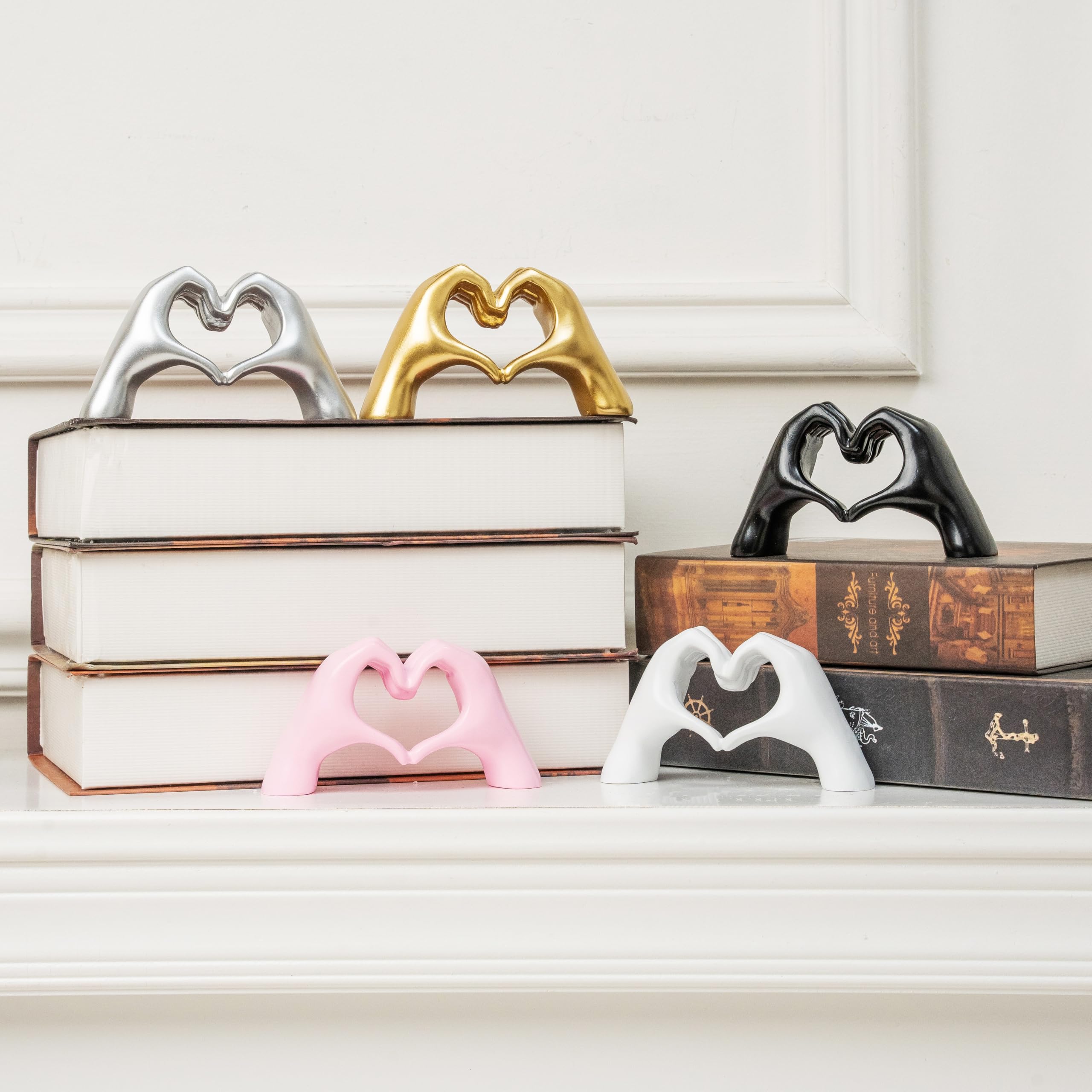 Small Heart Hands Sculpture Decor for Living Room Bedroom Bookshelf Coffe Table and Office Display, Love Finger Statue Modern Aesthetic Home Decor, Unique Gift for Wedding Christmas Birthday (Gold)